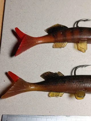 2 Señuelos pesca goma