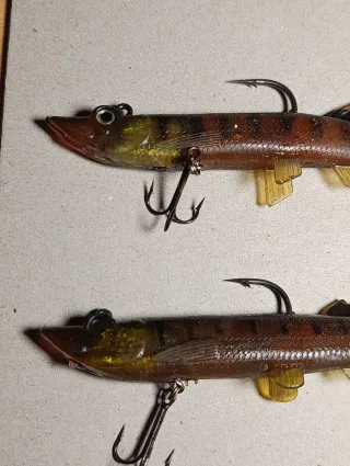 2 Señuelos pesca goma