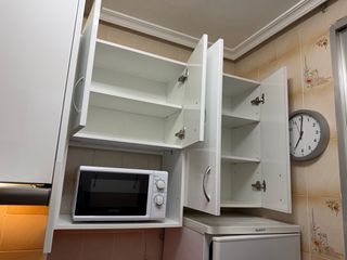 Cocina completa blanca y roja