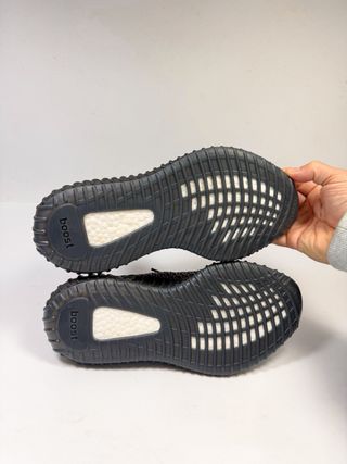 adidas Yeezy 350 V2 Yecheil (Non-Reflective) 40.5