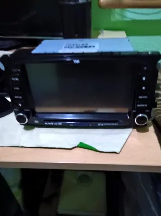 Radio Pantalla DSS DVD/USB/FM/AM