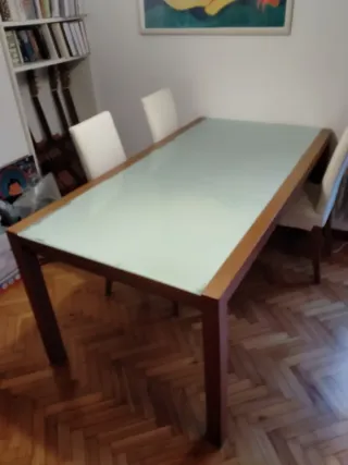 Mesa comedor y 3 sillas