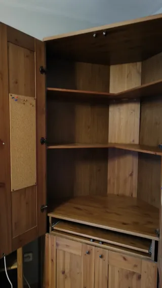 Mueble esquinero con escritorio