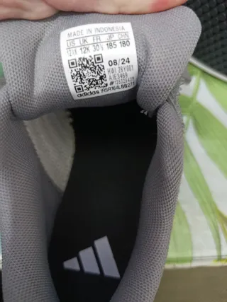 Zapatillas Adidas niño grises con velcro