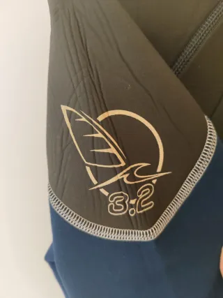 Traje Neopreno largo TRIBOARD 3:2 Talla 44