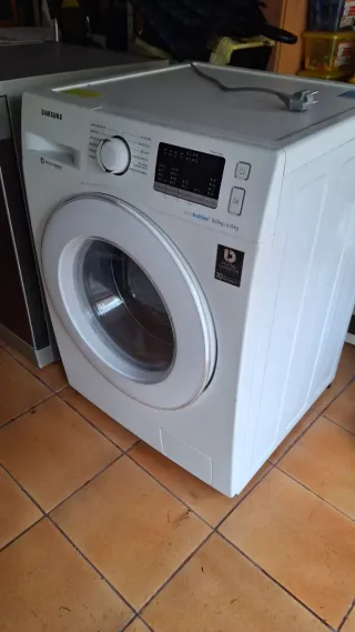 Lavadora Secadora Samsung 6/8kg Inverter. CHOLLO