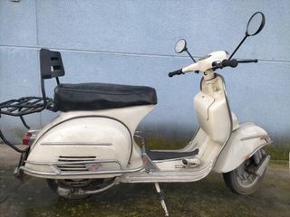 Vespa Sprint 150 Scooter