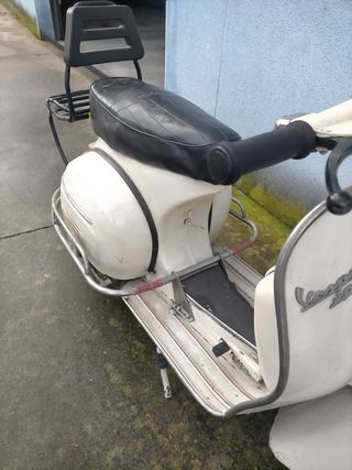 Vespa Sprint 150 Scooter