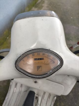 Vespa Sprint 150 Scooter