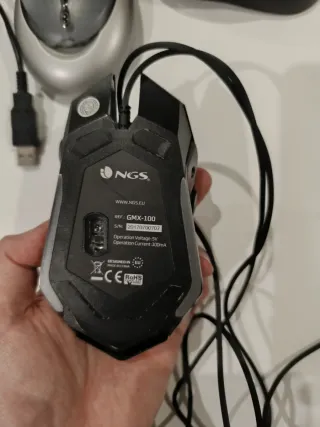 Teclado y Ratón Genius Inalámbrico + Ratón Cable