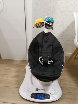 Hamaca eléctrica 4MOMS Mamaroo 5 Negra