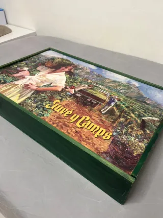 Caja antigua Juve y Camps