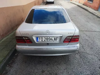 Mercedes-Benz Clase E 1999