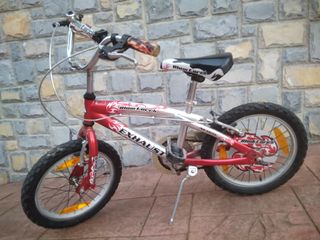 Bicicleta infantil de montaña 16"