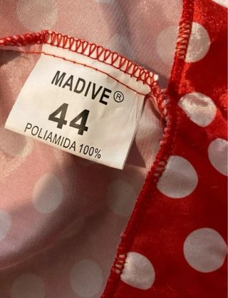 Disfraz lunares rojo y negro