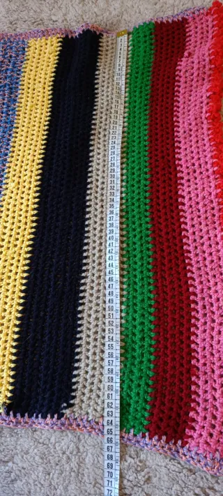 Copertina artigianale a righe multicolor