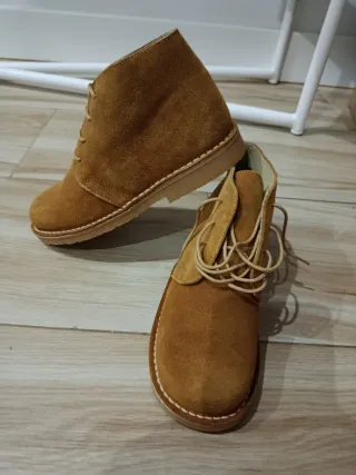 Botas niño ante