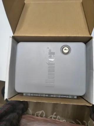 Programador riego Hunter XC-401-E 4 estaciones