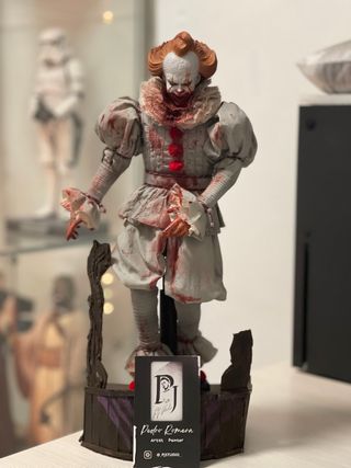 Pennywise Hot Toys Custom 1/6