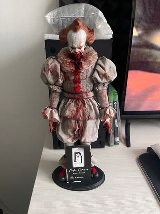 Pennywise Hot Toys Custom 1/6