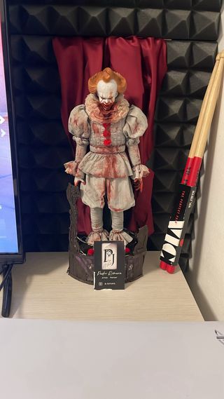 Pennywise Hot Toys Custom 1/6