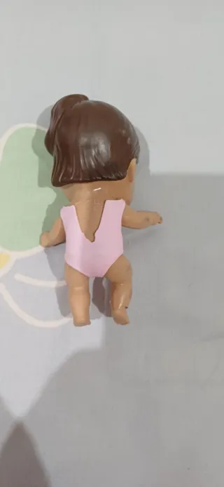 Muñeca Amicicci con chupete