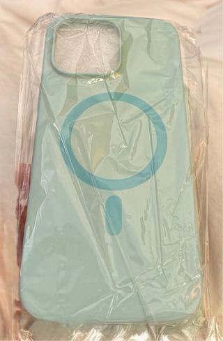 Confezione di 8 custodie in silicone Magsafe per iPhone 16 Pro Max