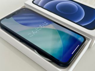 iPhone 12 Casi Nuevo, todo original