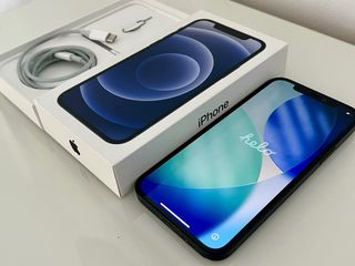 iPhone 12 Casi Nuevo, todo original