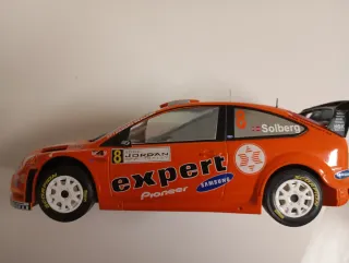 Réplica Ford Focus WRC 2008 1/18