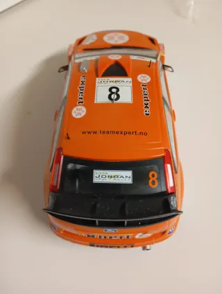 Réplica Ford Focus WRC 2008 1/18