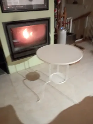 Mesita auxiliar redonda blanca