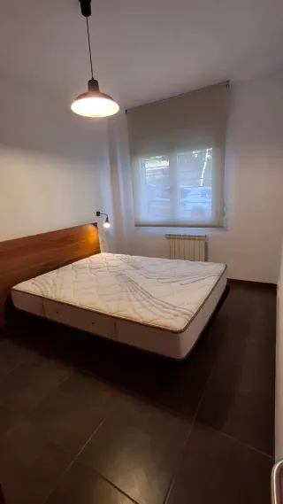 Somier tapizado 150x190cm semi nuevo