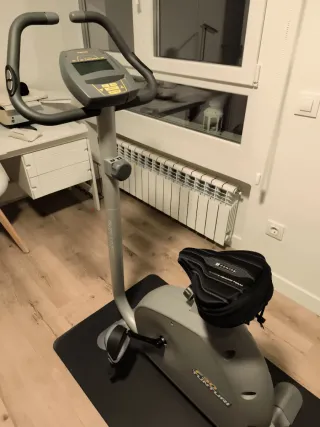 Bicicleta Estática Tunturi F30