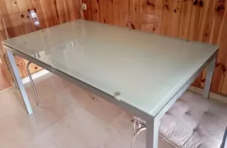 Mesa de comedor cristal y metal
