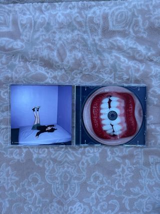 CD Olivia Rodrigo Guts