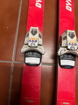 Esquís Clasicos Dynamic Sportline Rojos