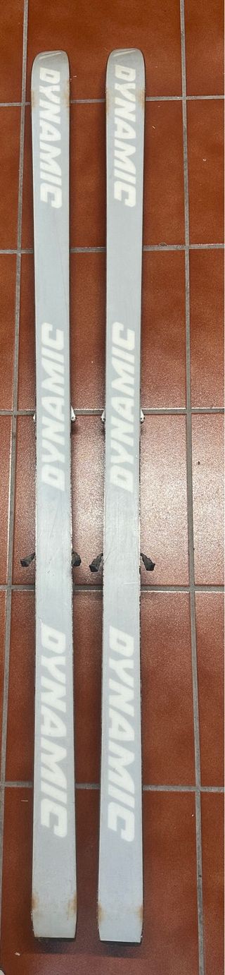Esquís Clasicos Dynamic Sportline Rojos