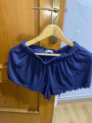 Pijama morado con volantes