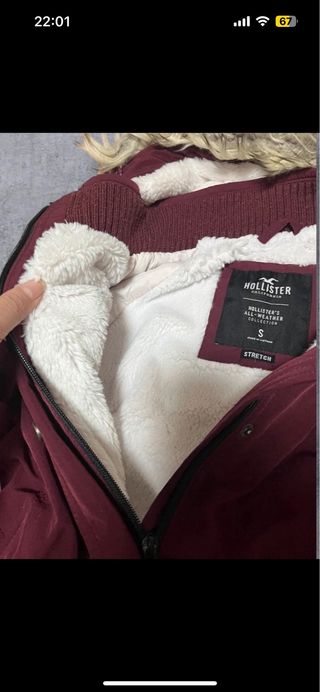 Chaqueta Hollister con pelo Talla S