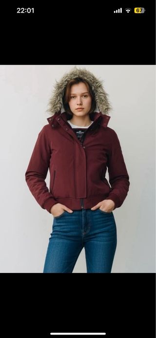 Chaqueta Hollister con pelo Talla S