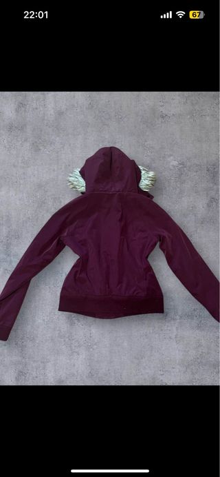 Chaqueta Hollister con pelo Talla S