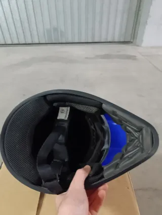 Casco de moto cross azul y blanco TNT y mascara