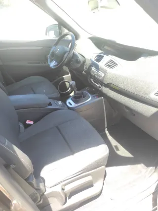 Renault Grand Scenic 2010