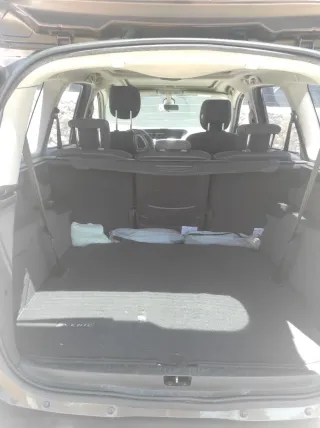 Renault Grand Scenic 2010