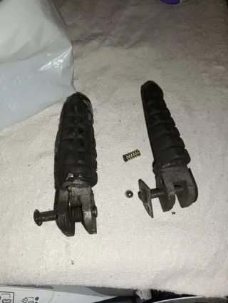 Estribos Ducati Monster Clásica 600 620 695