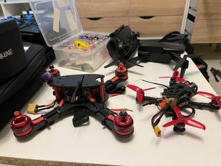 Lote FPV + Drones + Taller, Completo