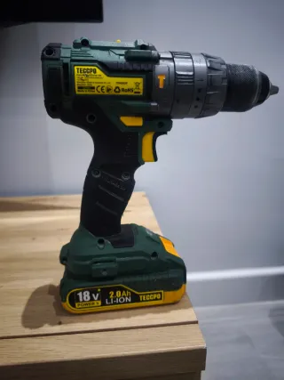 Taladro Atornillador Percutor bateria