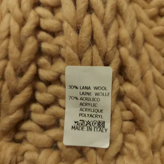 Sciarpa in lana beige con frange