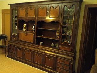 Conjunto Mesa, 6 Sillas Comedor y armario